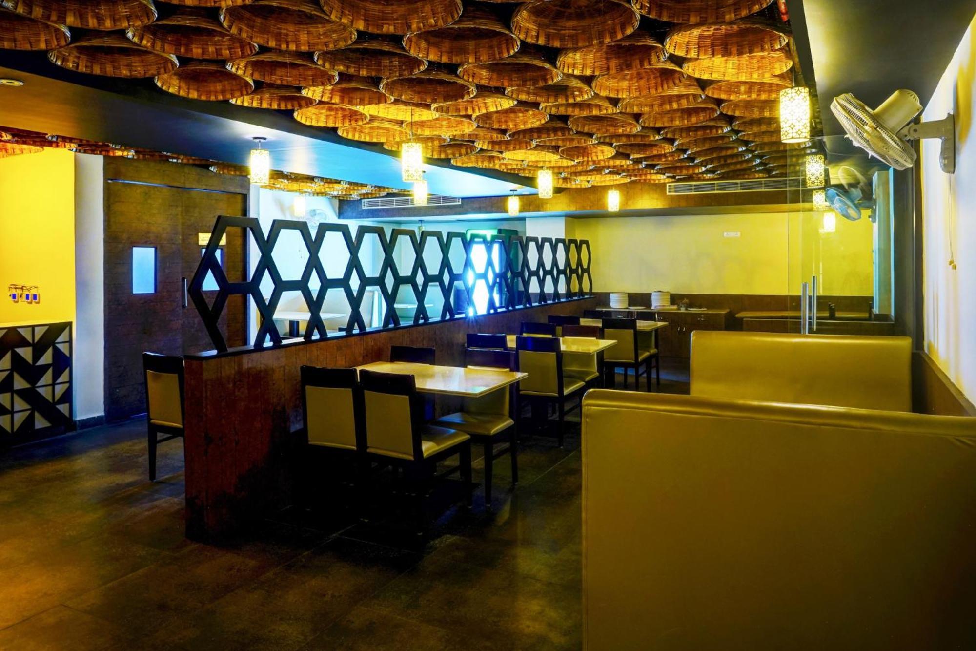 Super Townhouse Dev'S Inn By Cj Gunadala Esterno foto